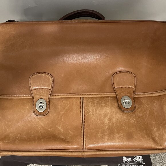 Vintage Coach Tan Leather Laptop Briefcase Messenger Bag Unisex Crossbody Strap - Picture 2 of 14